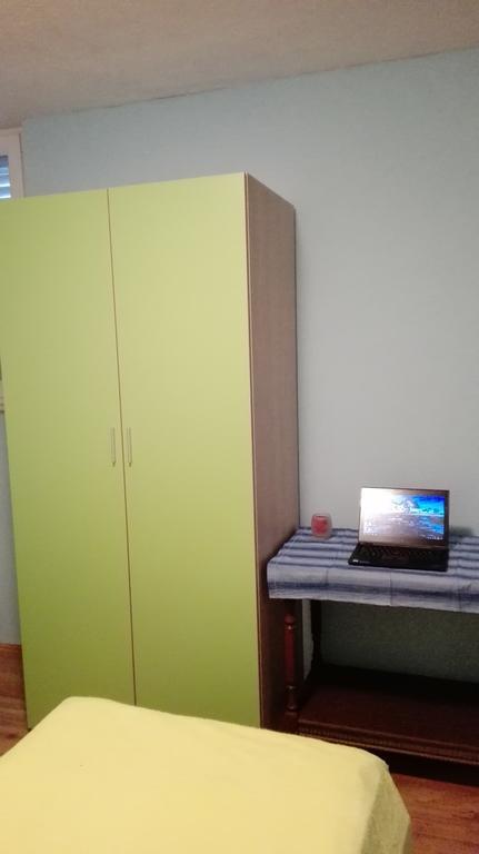 Apartment Deni Lumbarda Kültér fotó